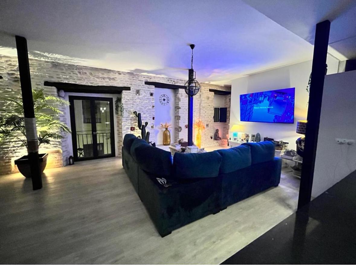 Casa Duque Compartida Familiar 1-Habitacion Con Bano Propio Σεβίλλη Εξωτερικό φωτογραφία